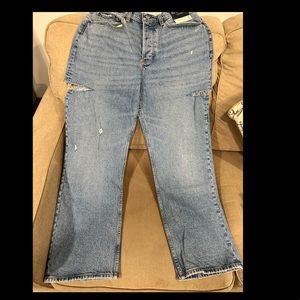 Women’s Abercrombie and Fitch brand new jeans